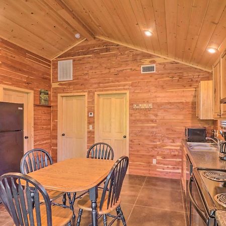 Heber Springs Cabin With Deck And River Views! Dış mekan fotoğraf