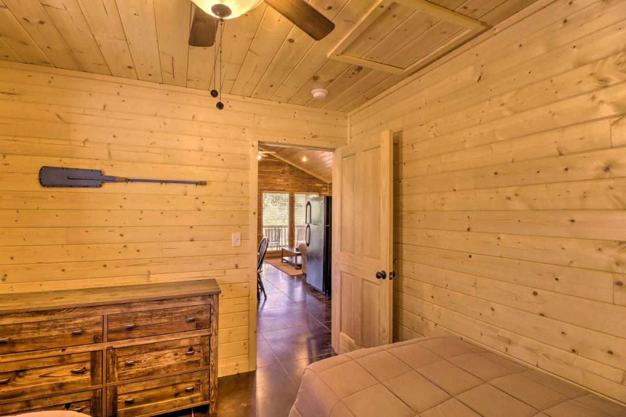 Heber Springs Cabin With Deck And River Views! Dış mekan fotoğraf